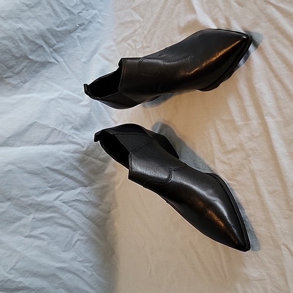 Women's NINE WEST leather size 12 boots - Picture 2 of 8